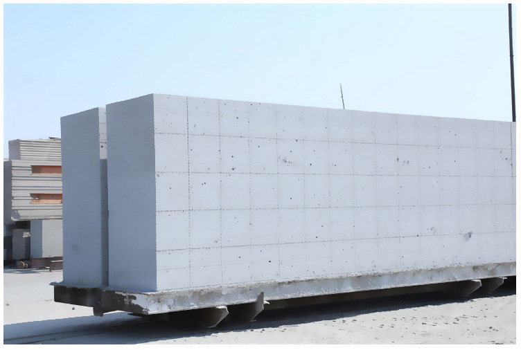 揭西加气块 加气砌块 轻质砖气孔结构及其影响因素